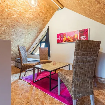 Rose En Campagne Avec Et Wi-fi - Fr-1-306-1328 بيت للعطل *